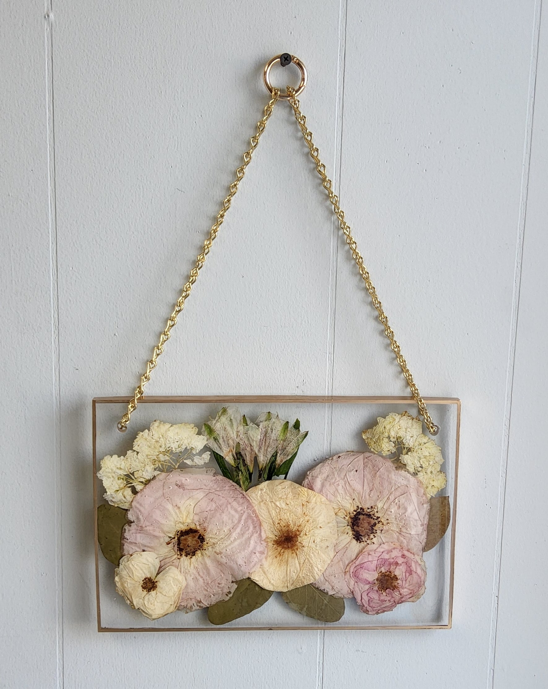 12x8 Pressed Flower Hanging Frame with Chain