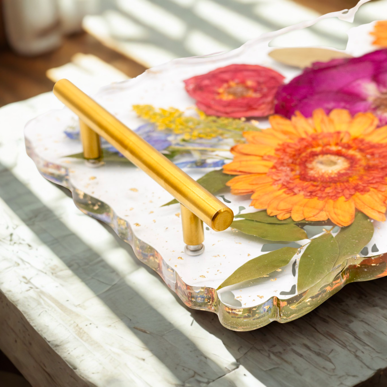 Pressed Flower Resin Geode Tray Wedding Bouquet Preservation Tray Preserved Flower Tray Wedding Flower Preservation Resin Tray Resin Flower