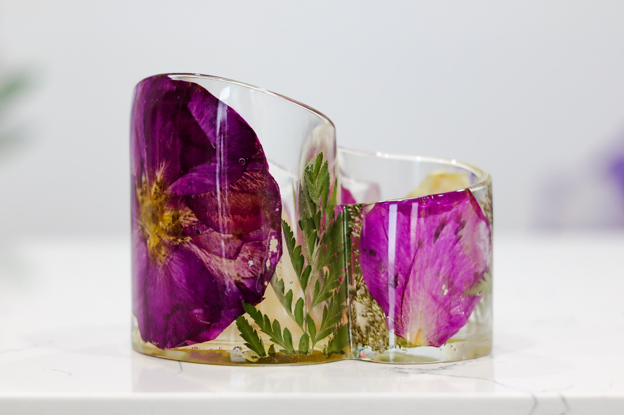 Pressed Flower Makeup Brush Holder