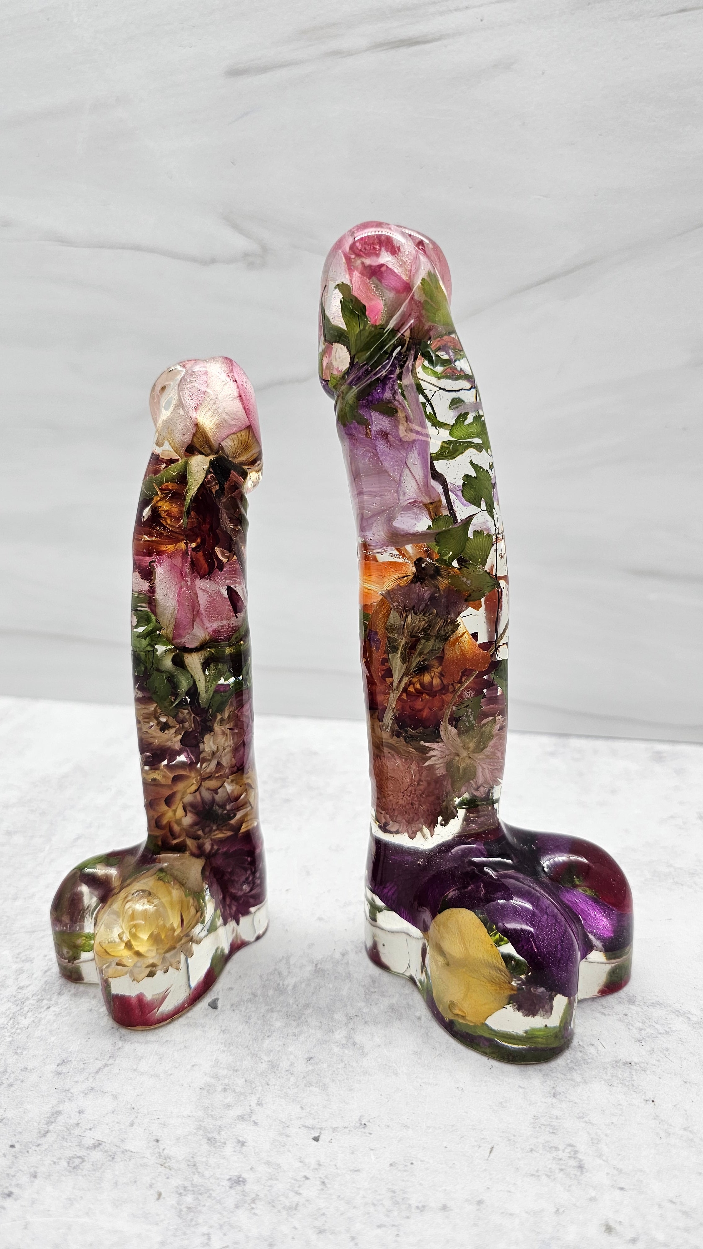 Resin flower preservation peens in two sizes