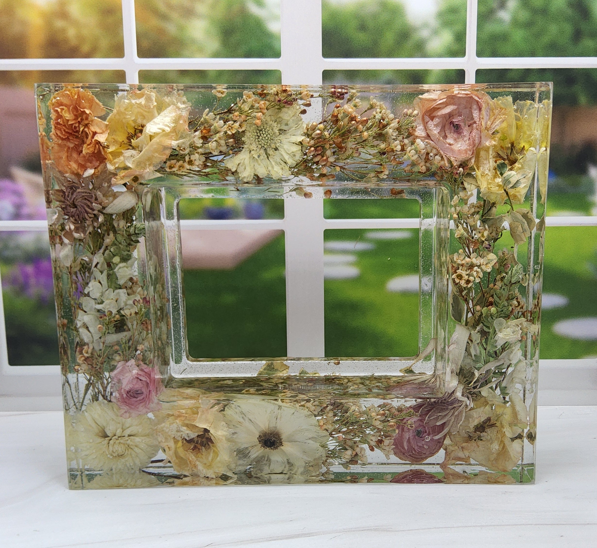 5x7 Preserved Flower Photo Frame
