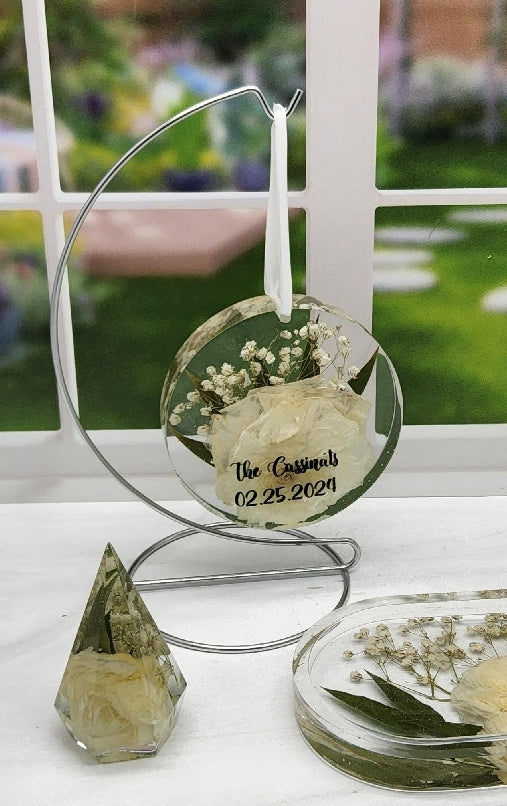 4" Round Pressed Flower Ornament