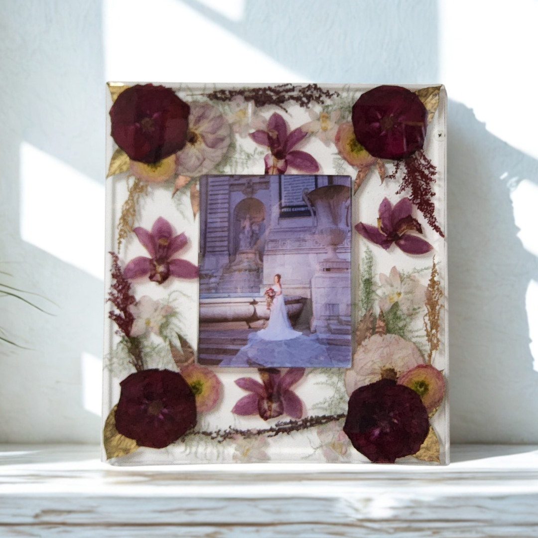 8x10 Preserved Flower Photo Frame