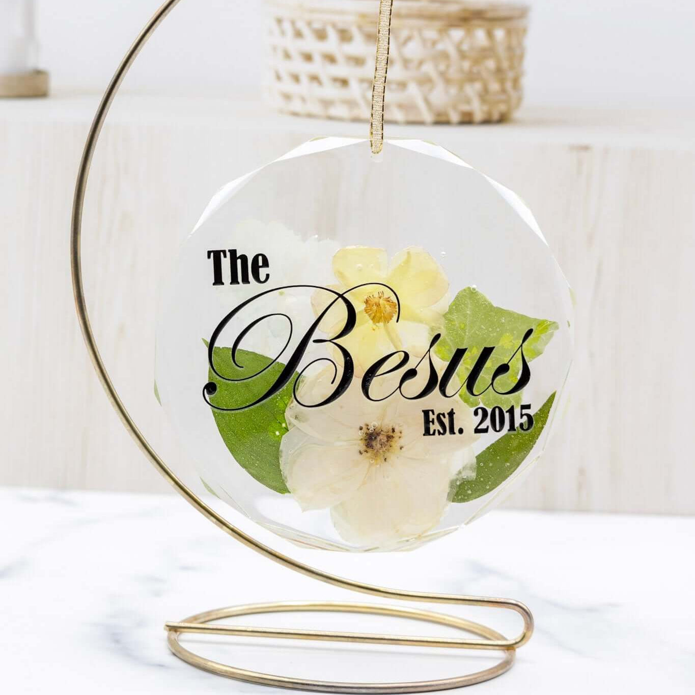Pressed Flower Ornament Dried Flower Bouquet Resin Ornament Wedding Flower Preservation Dried Flower Ornament Resin Christmas Tree Ornament