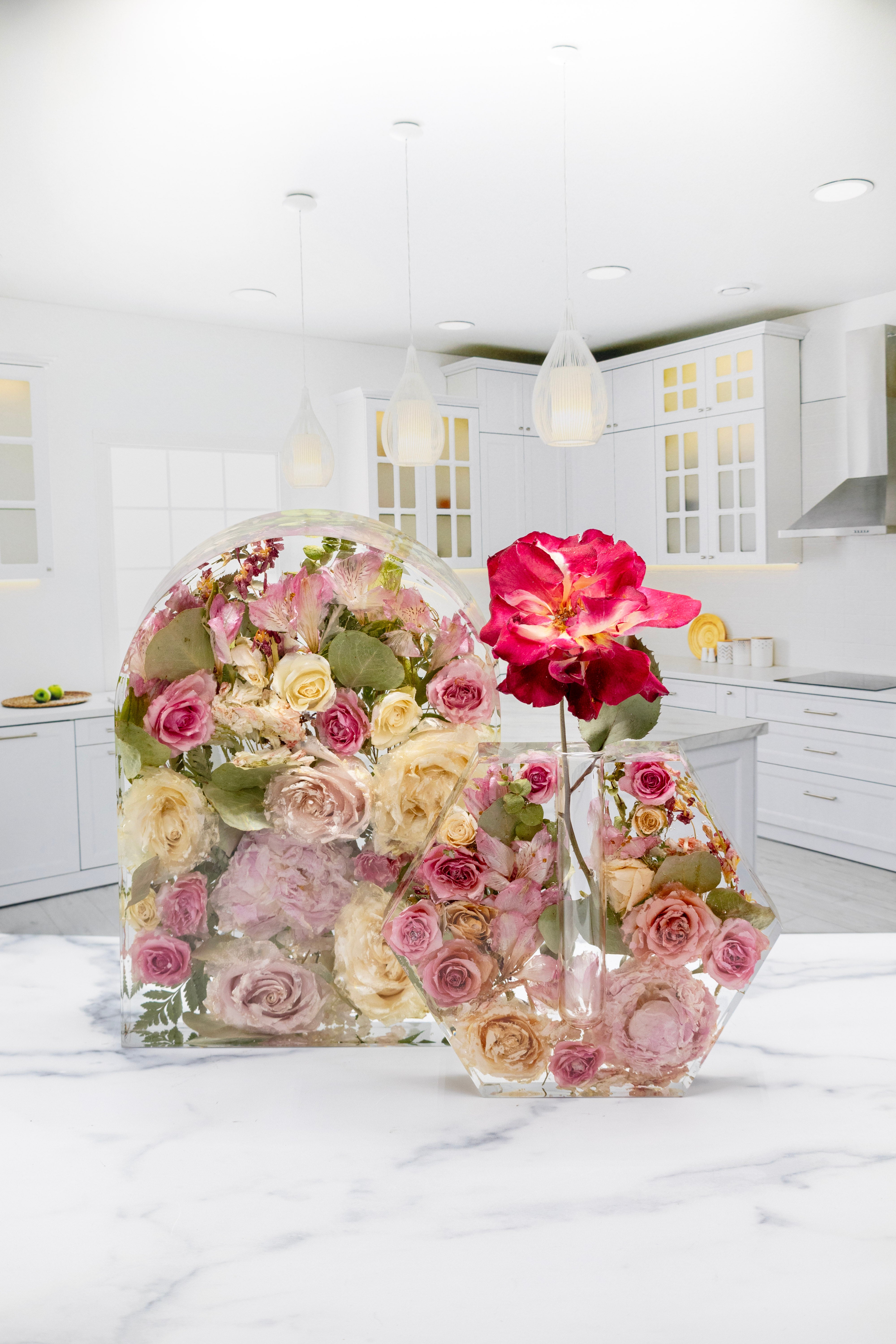 11" Arch Preserved Bouquet Block