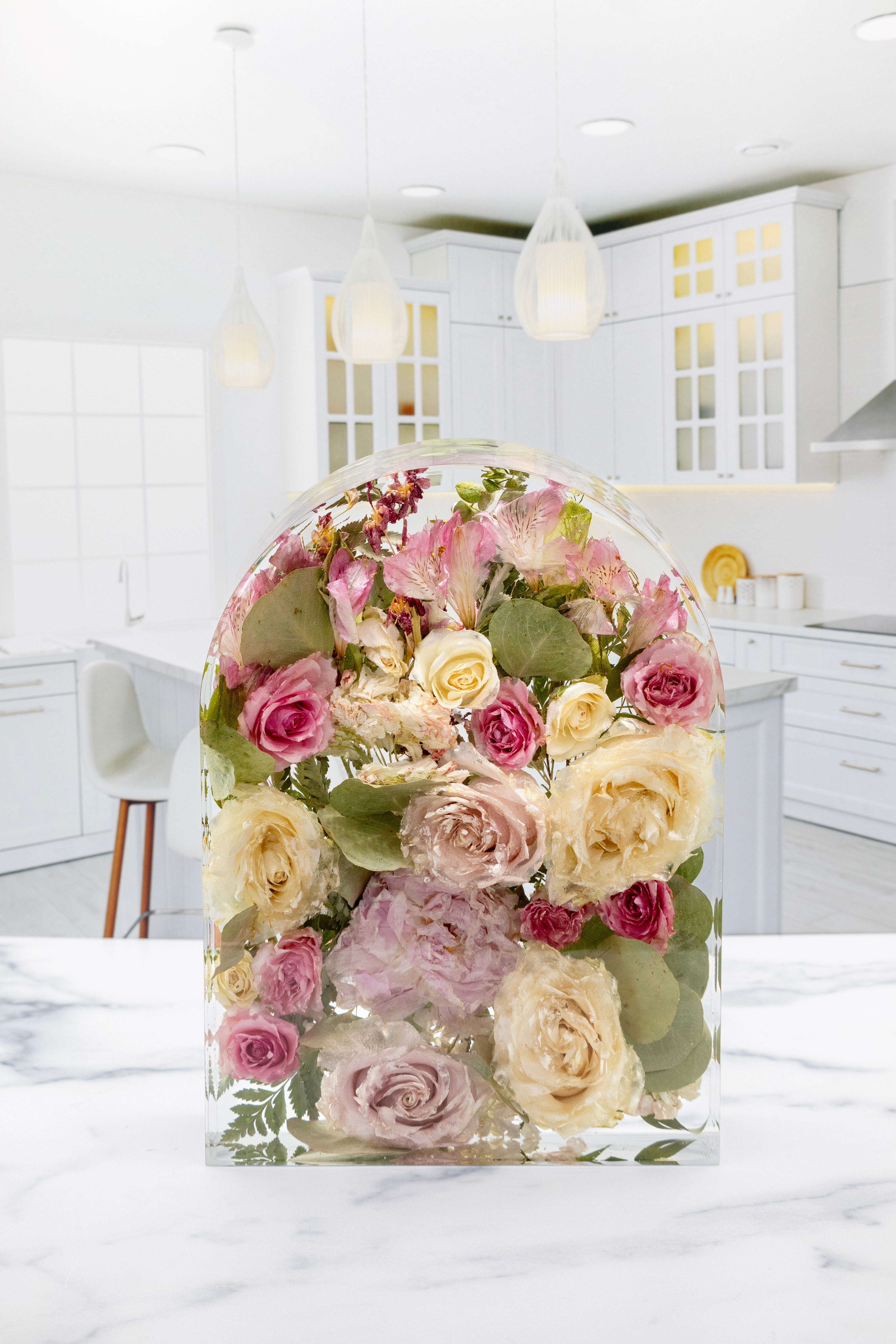 11" Arch Preserved Bouquet Block