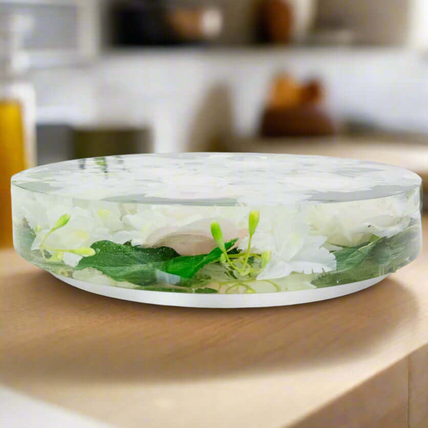 preserved flower lazy susan transforms your special blooms into an elegant dried flower tray, where wedding flower preservation creates a stunning rotating flower display, crafting your lazy susan bouquet preservation into a meaningful gift with crystal-clear, food-safe resin.