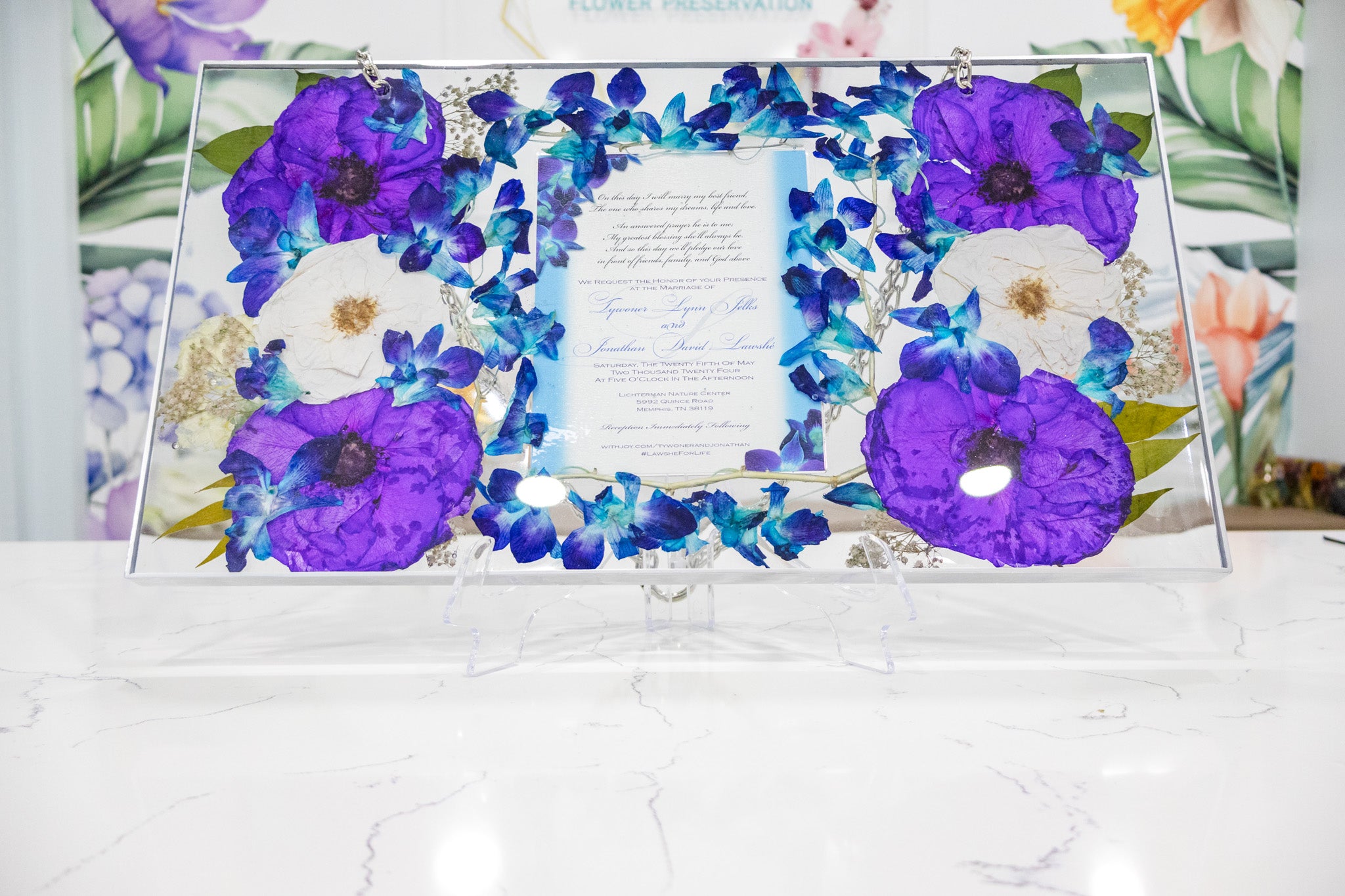 18x10 Pressed Flower Hanging Frame with Chain