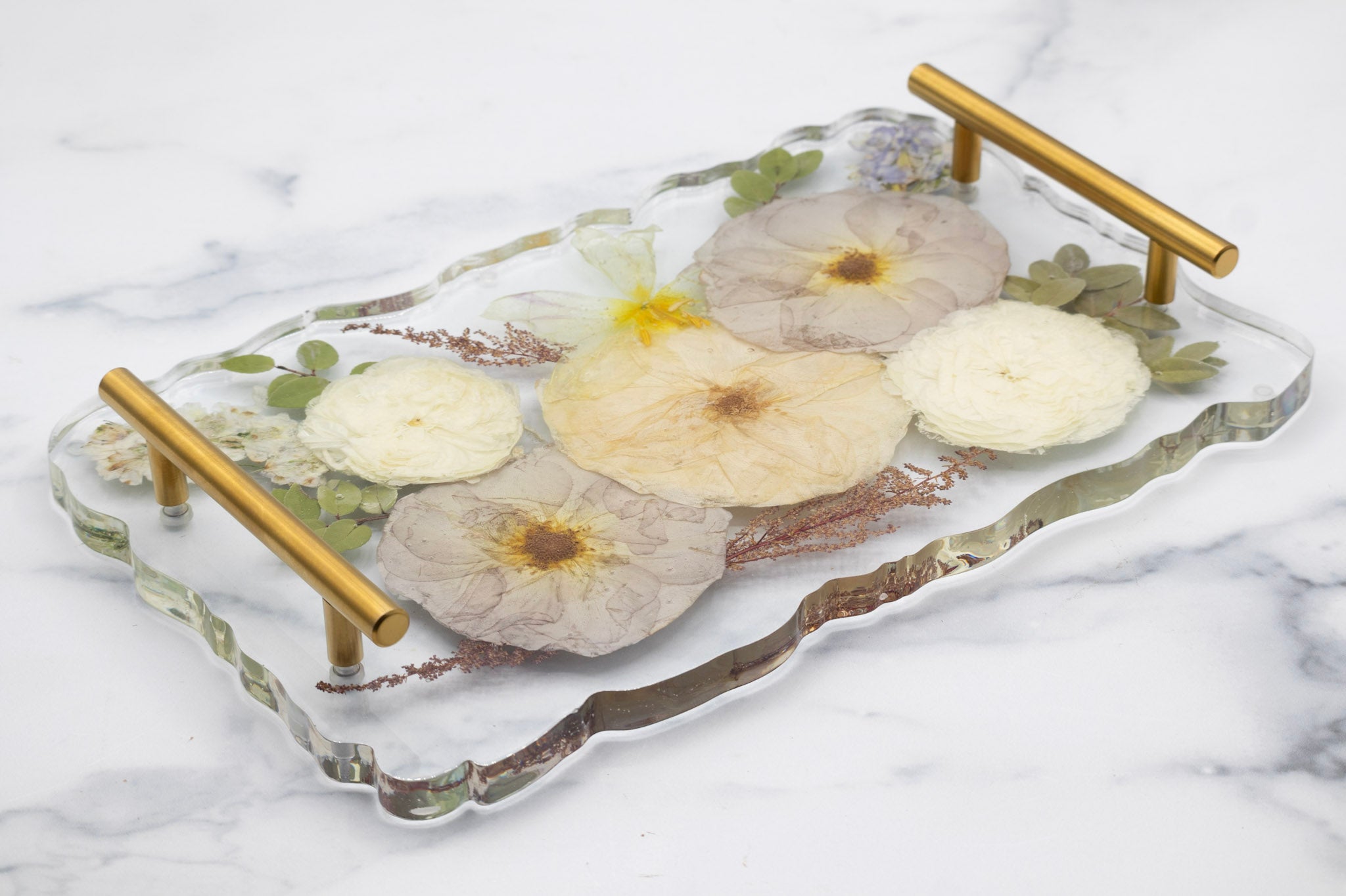 Wedding Bouquet Preservation Serving Tray Preserved Flower Tray Wedding Flower Preservation Tray Geode Resin Tray Pressed Flower Tray