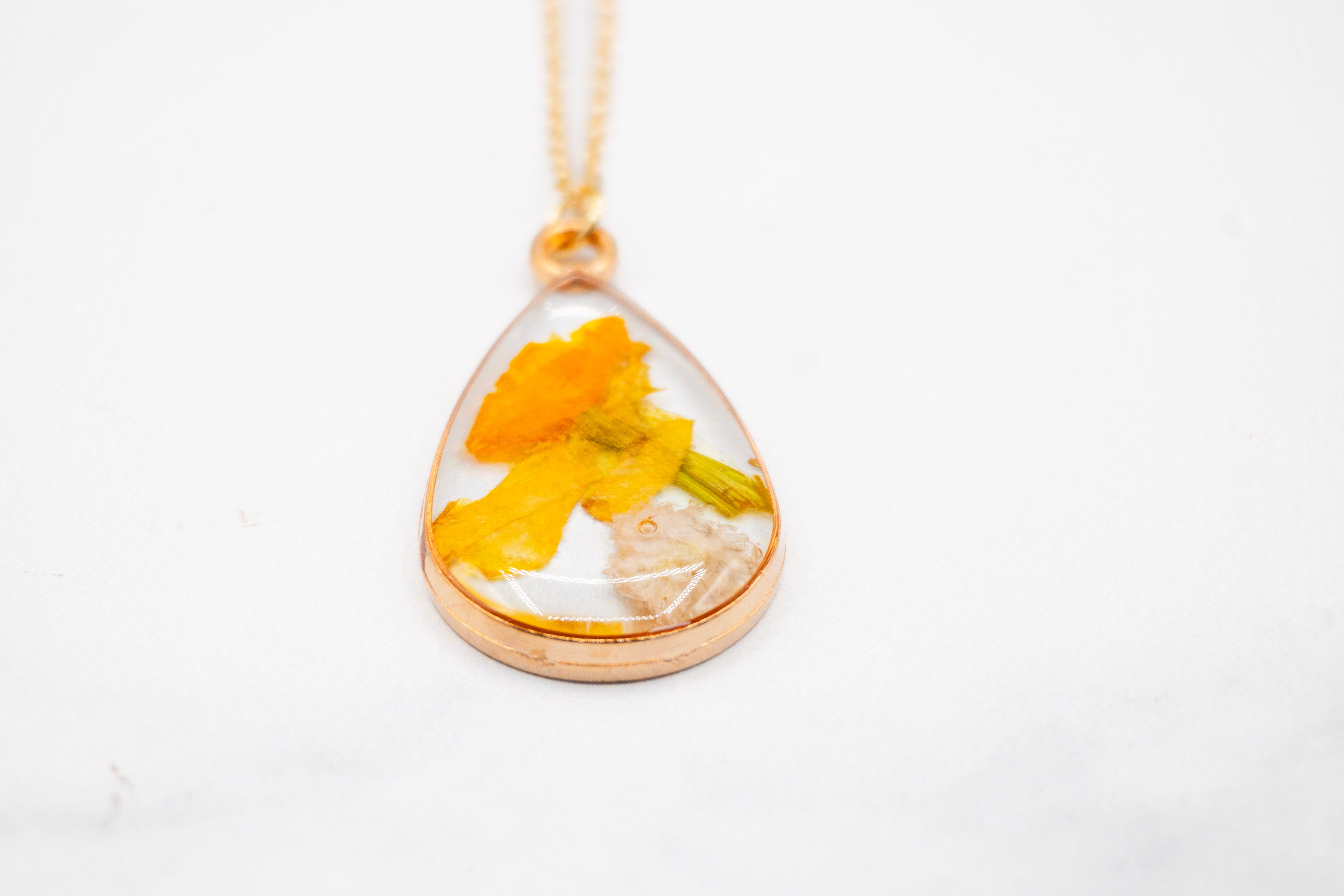 Teardrop Pressed Flower Necklace & Earring Set Gold Bridal Bouquet Preservation Jewelry Memorial Jewelry Set