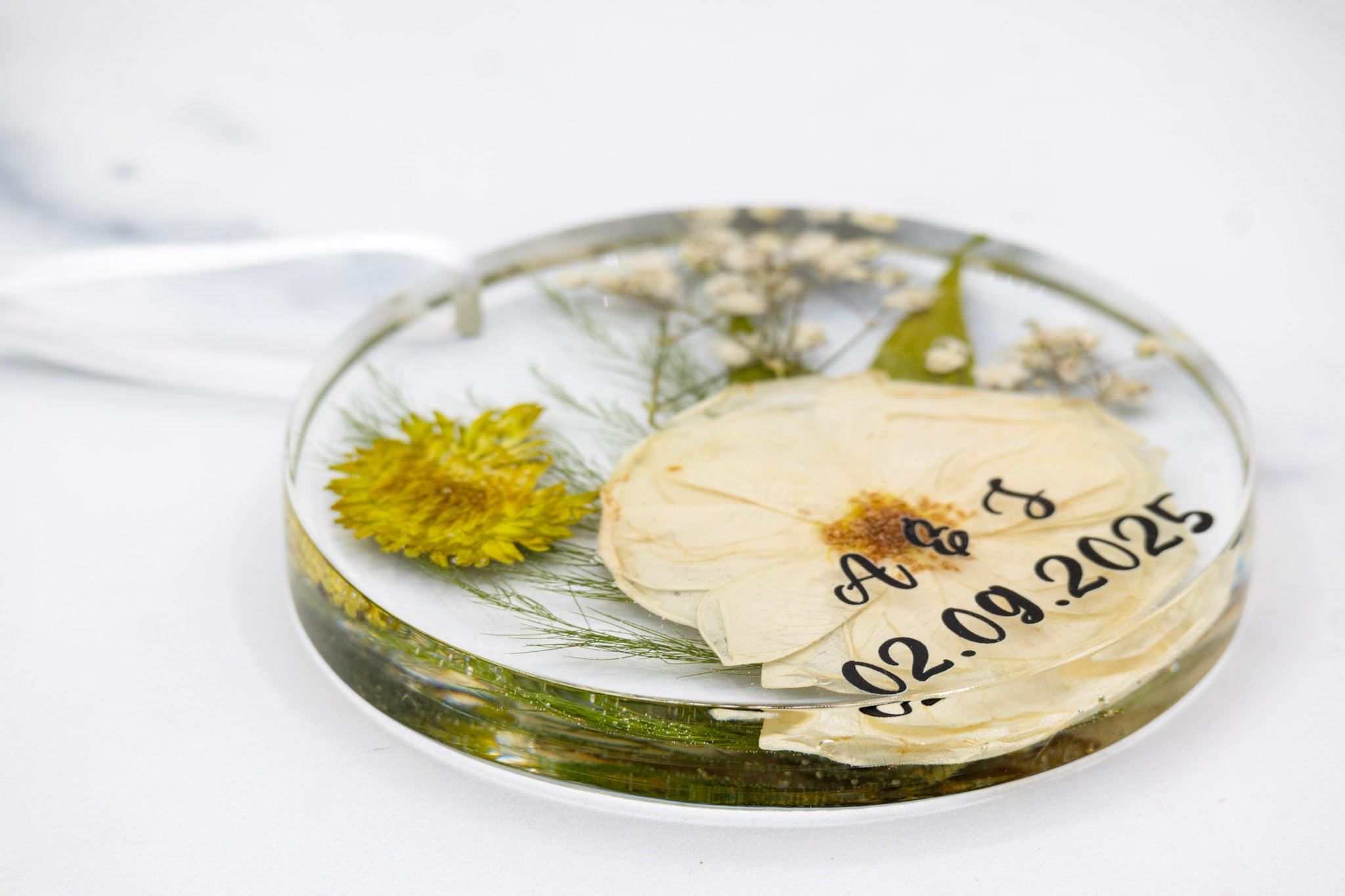 4" Round Pressed Flower Ornament