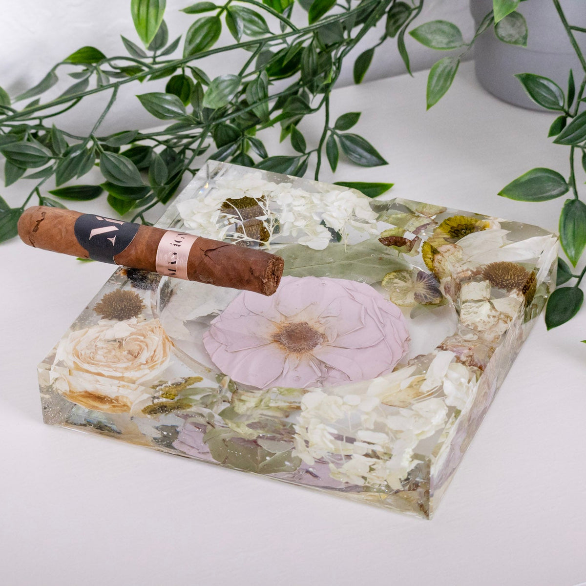 preserved flower ashtray made with wedding flowers for groom's gift