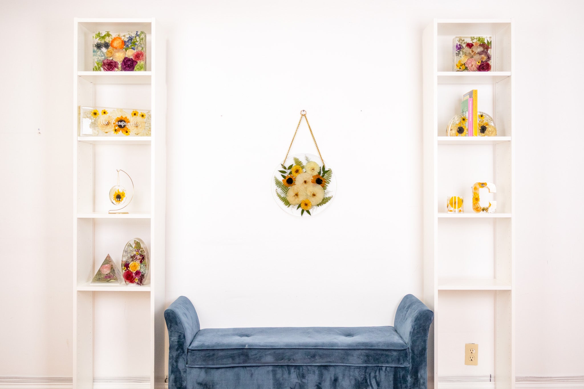 13" Round Pressed Flower Hanging Display with Chain
