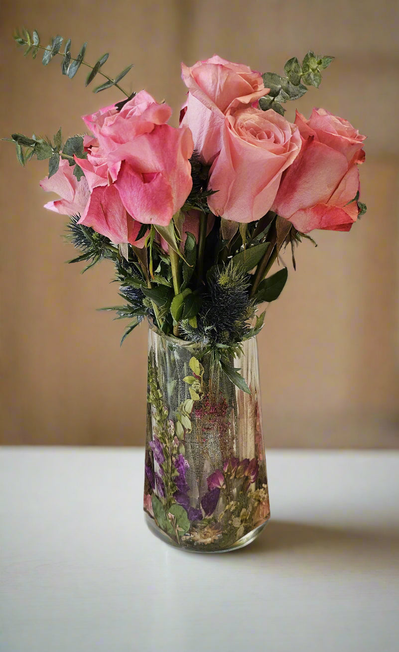 Flower Preservation Vase Wedding Bouquet Preservation Resin Vase made from Dried Flower Bouquet Preserved Floral Resin Vase Pressed Flower