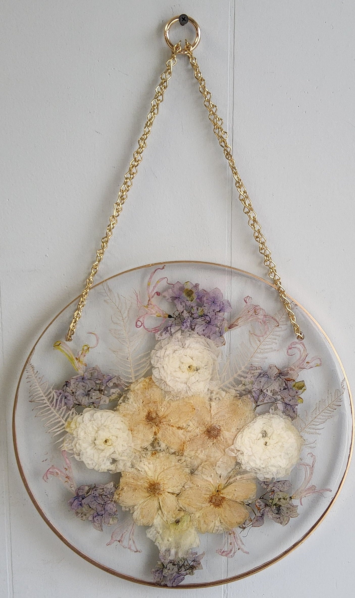 13" Round Pressed Flower Hanging Display with Chain