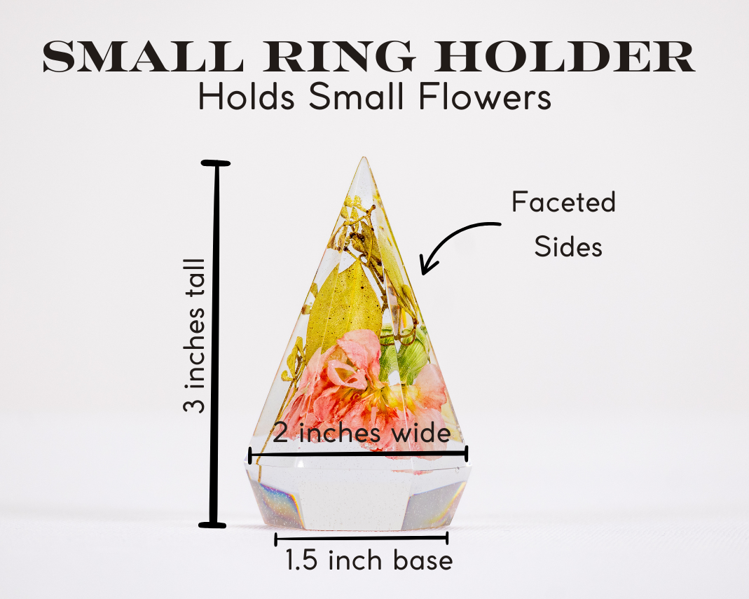 Wedding Gift Flower Preservation Ring Holder Preserved Flower Ring Stand Wedding Bouquet Preservation Gift Resin Flower Gift for Newlywed