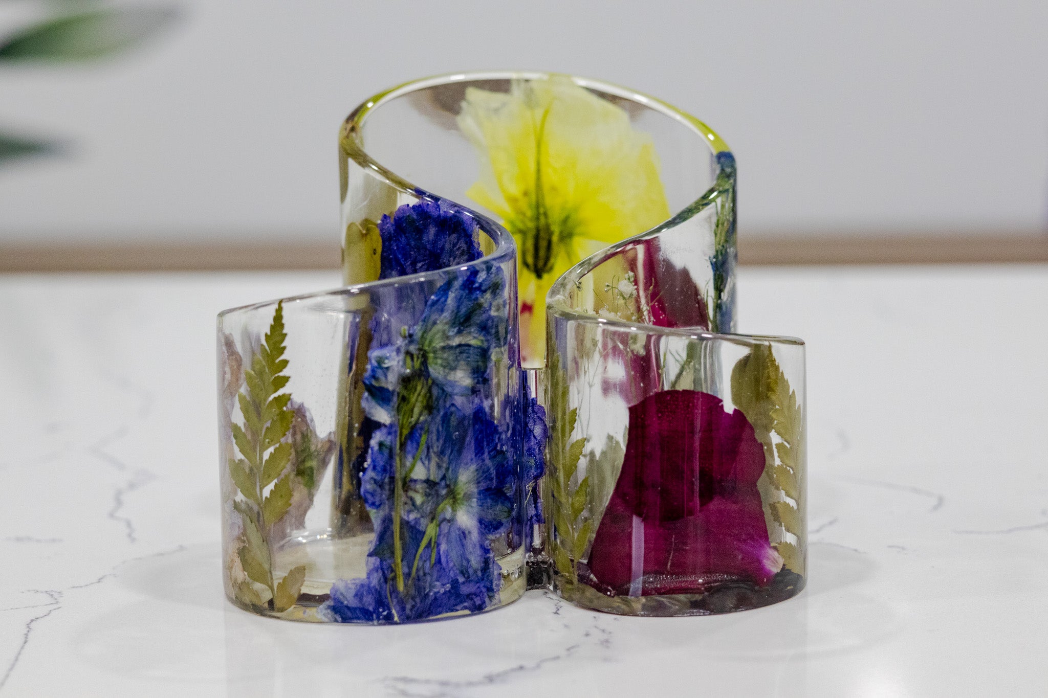 Pressed Flower Makeup Brush Holder