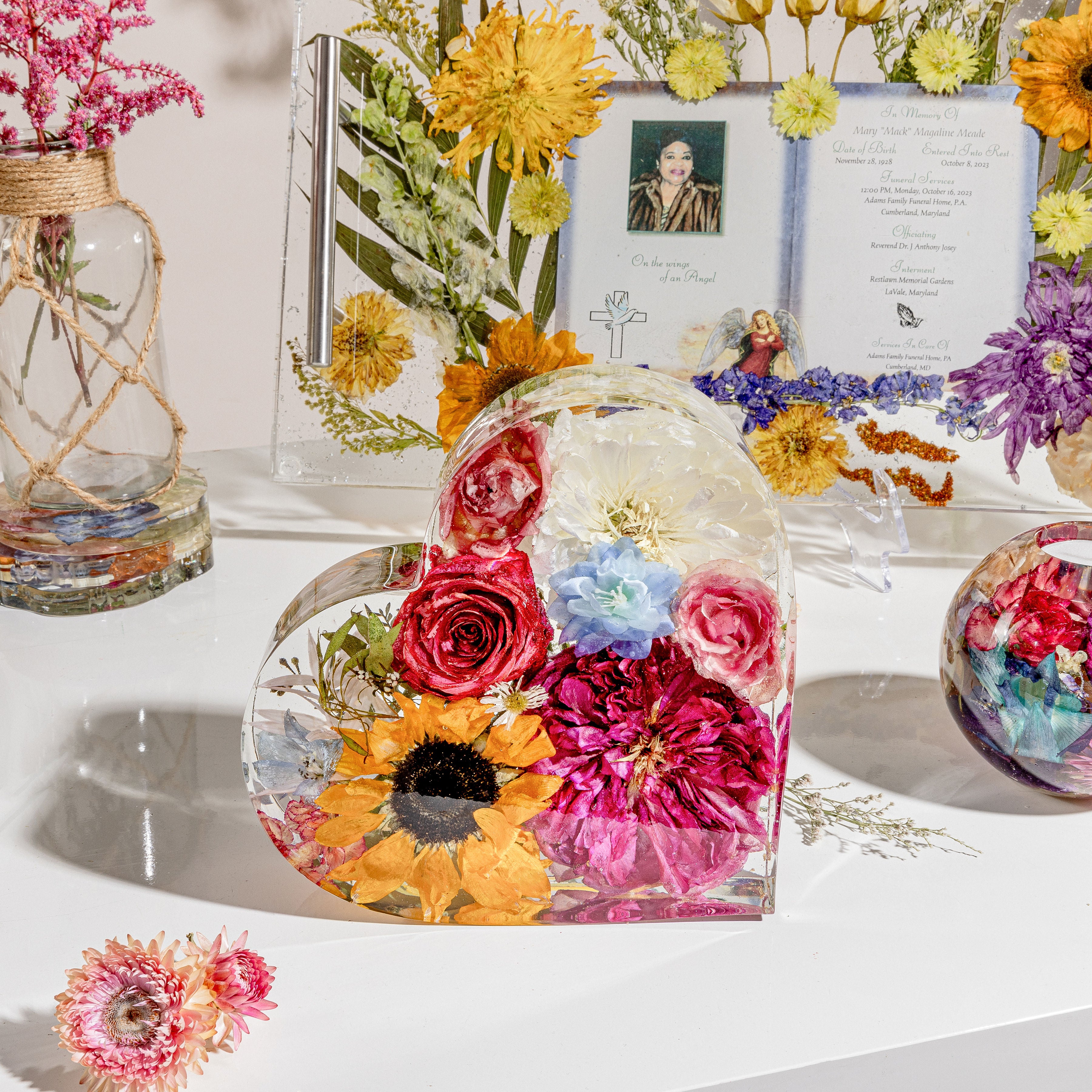 12x8 Pressed Flower Tray & Heart Bookend