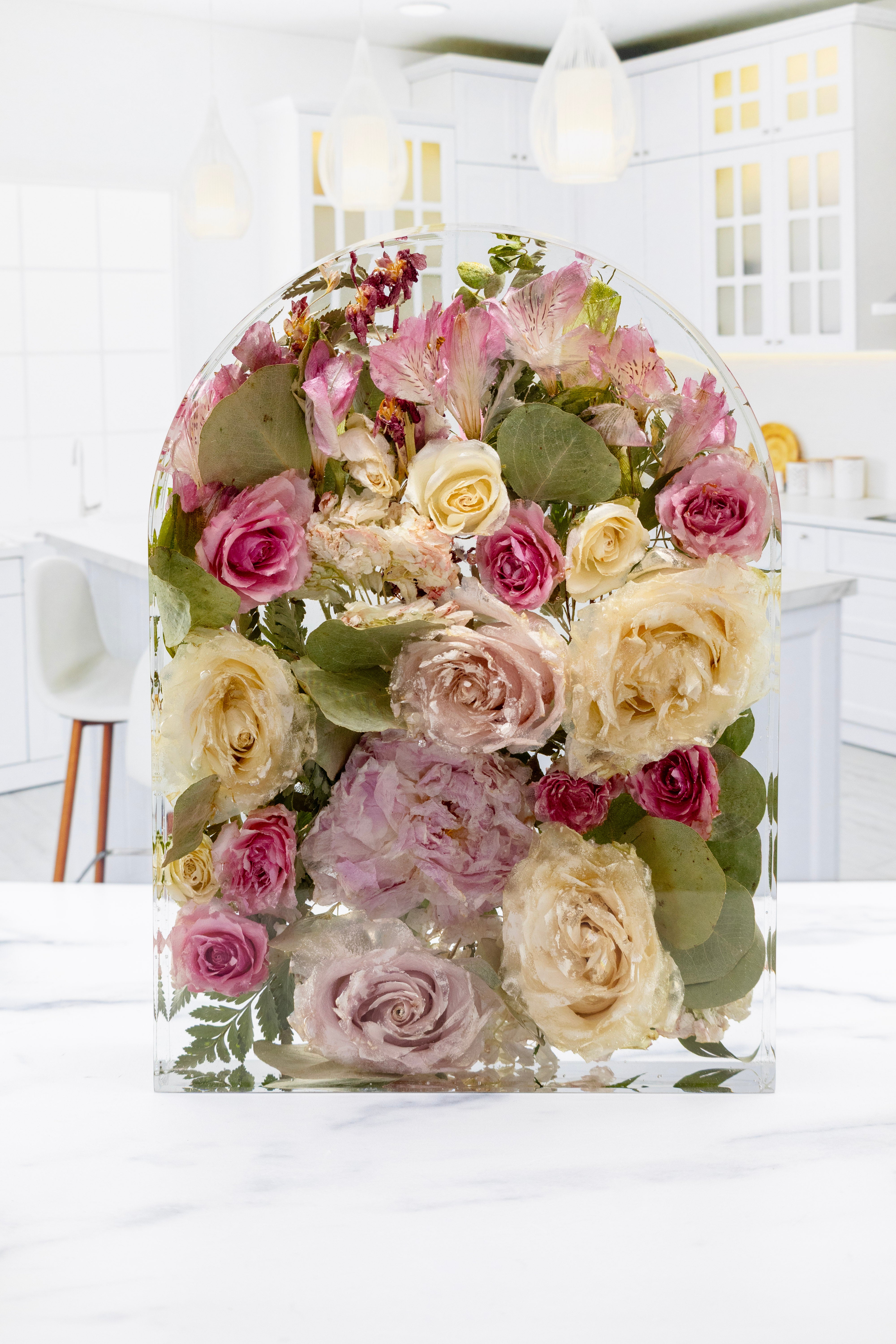11" Arch Preserved Bouquet Block