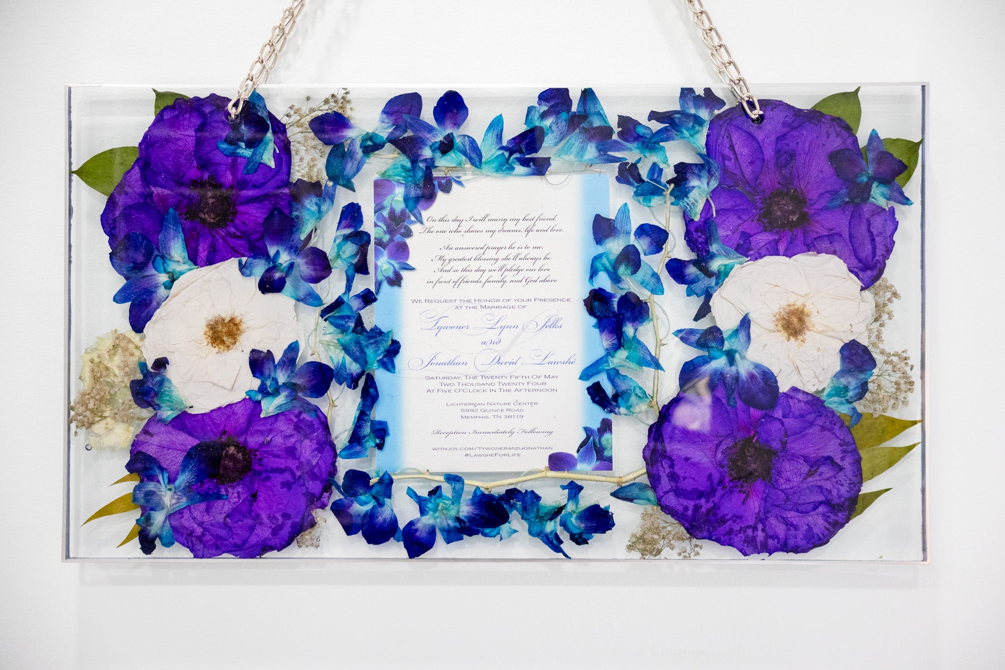 18x10 Pressed Flower Hanging Frame with Chain
