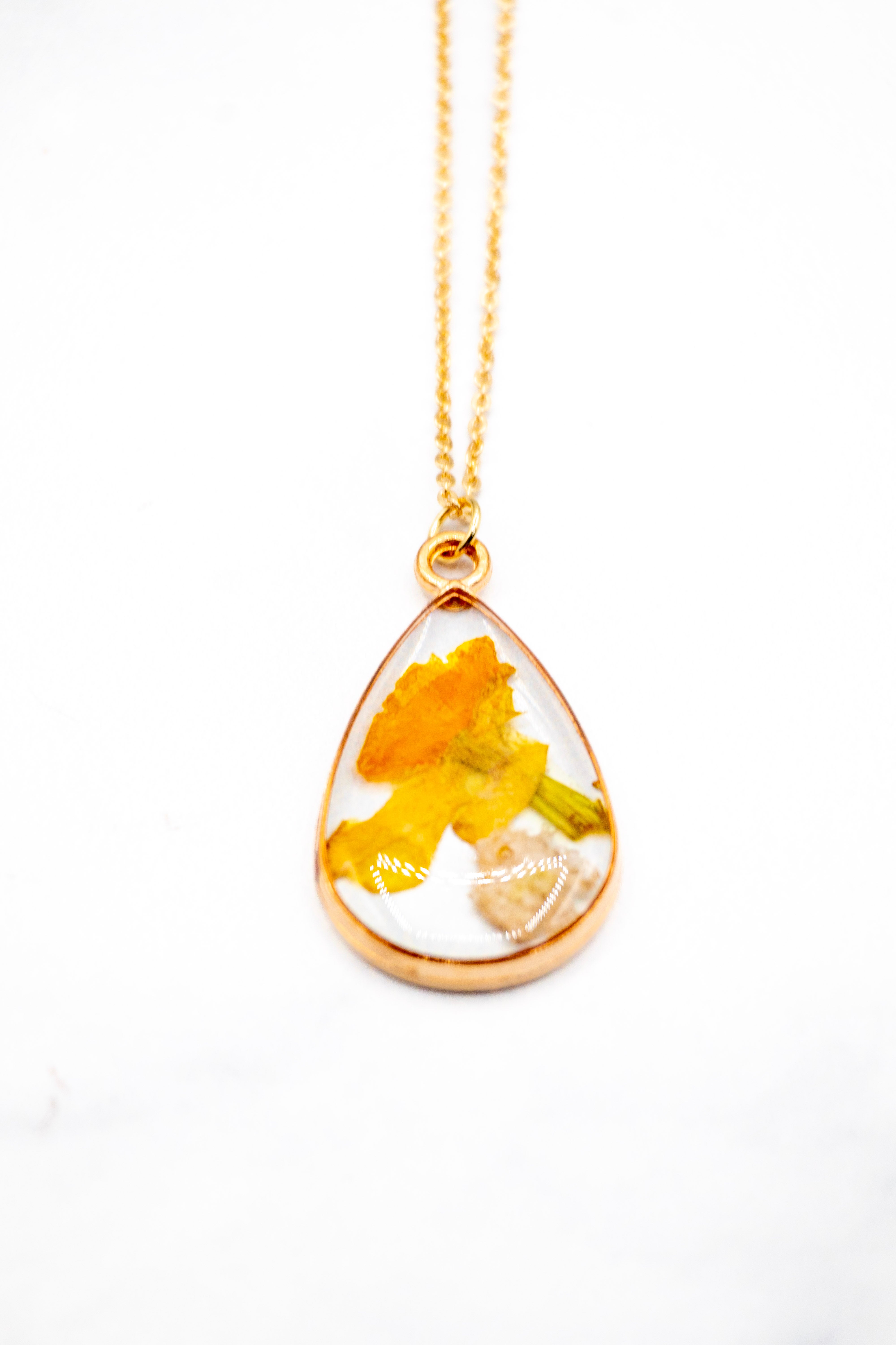 Teardrop Pressed Flower Necklace & Earring Set Gold Bridal Bouquet Preservation Jewelry Memorial Jewelry Set