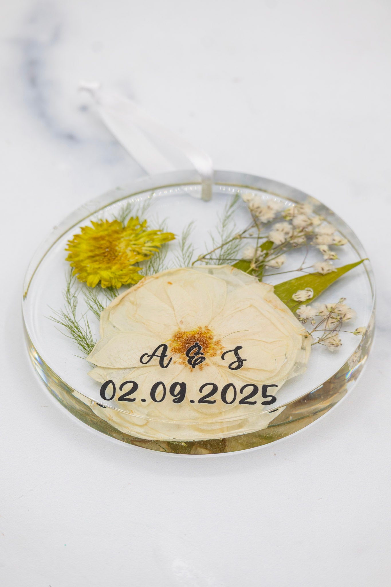 4" Round Pressed Flower Ornament