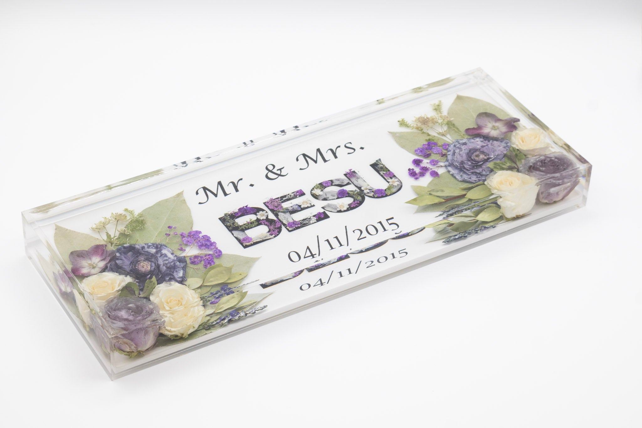 Wedding Flower Preservation New Home Decor Bridal Bouquet Preservation Married Name Resin Art Dried Flower Custom Sign Wedding Gift Idea