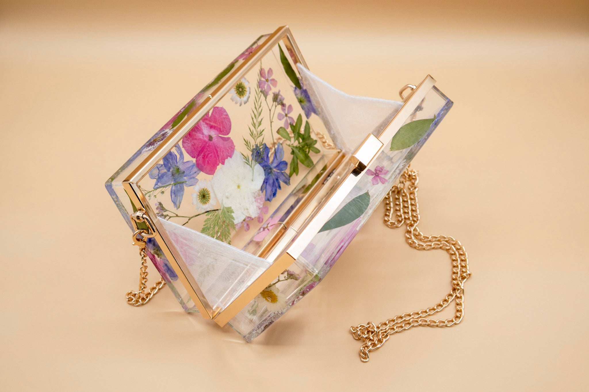 Resin Purse Pressed Flower Preservation Clutch Made from Bridal Bouquet Preservation Custom Wedding Keepsake Floral Purse Gift for Bride 